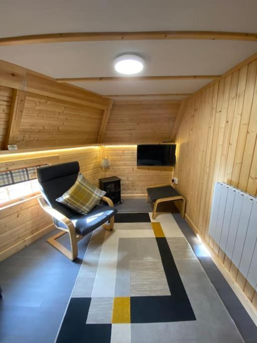 High Quality With Views Of Ben Nevis